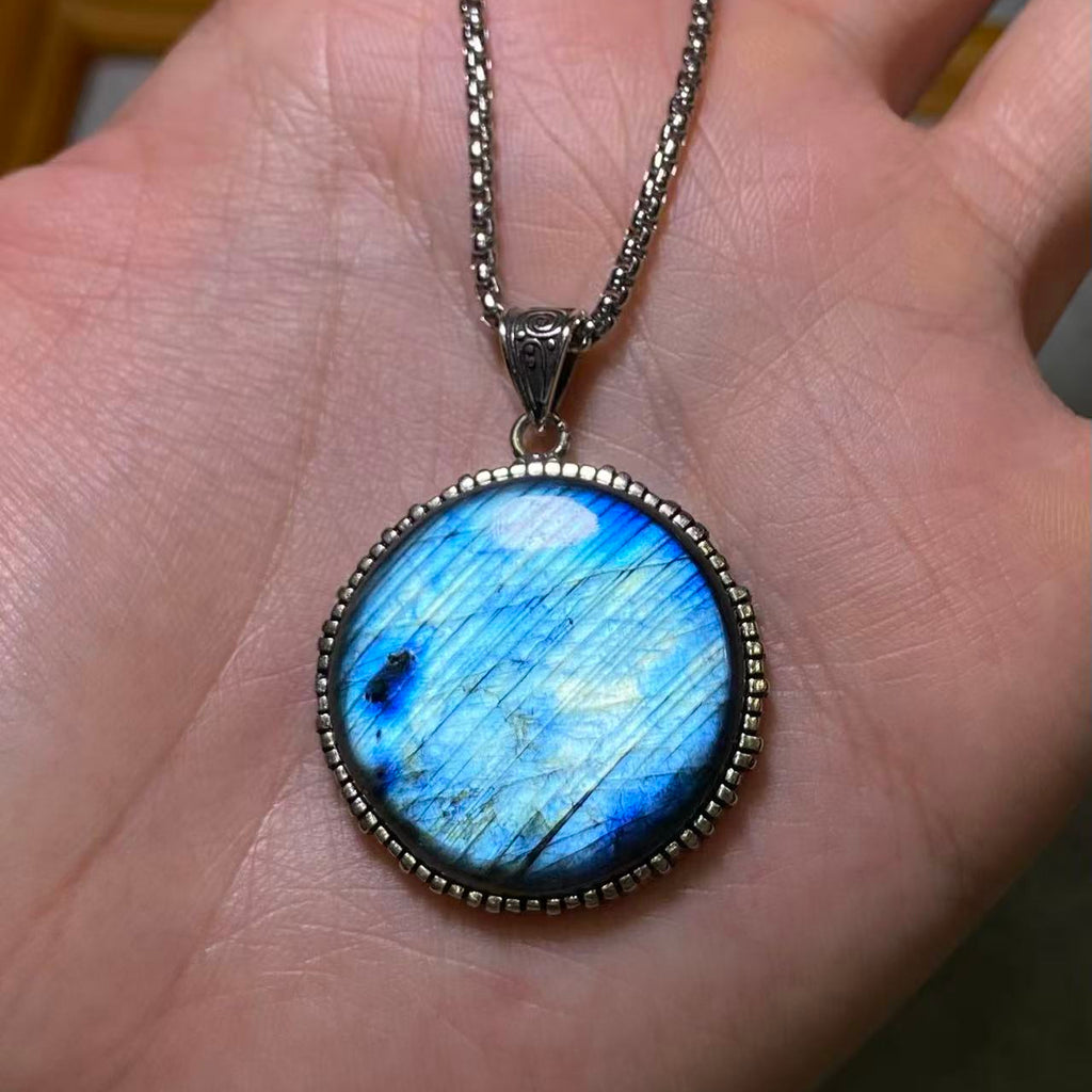 Handmade Labradorite Pendant – Natural Crystal Vintage Necklace（size 30mm)